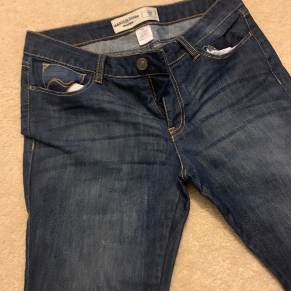 Blue Jeans - Picture 3 of 4